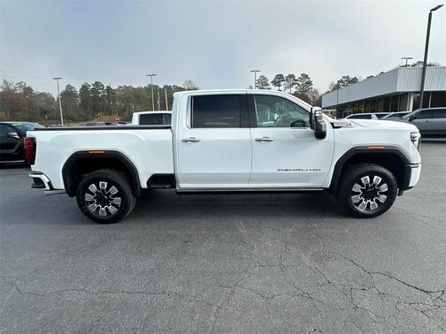 2024 GMC Sierra 2500 Denali
