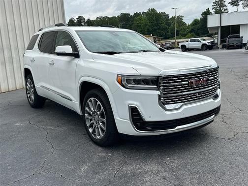 2023 GMC Acadia Denali