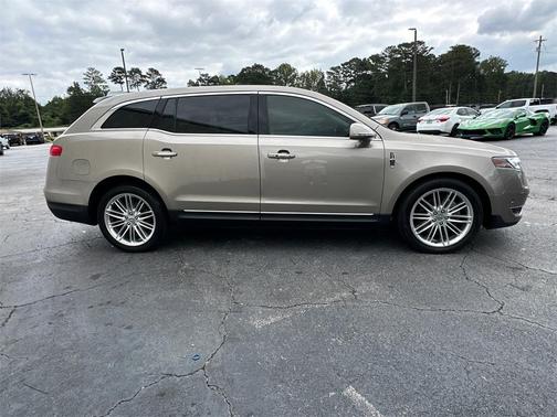 2019 Lincoln MKT Standard