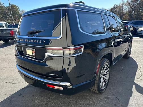 2022 Jeep Grand Wagoneer Series III