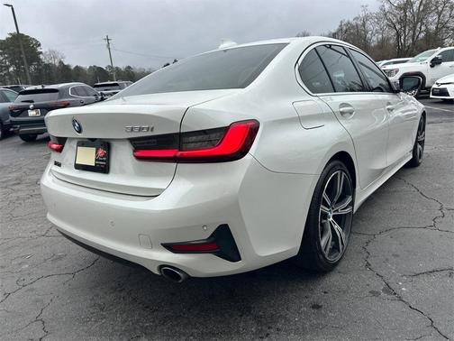 2020 BMW 330 i