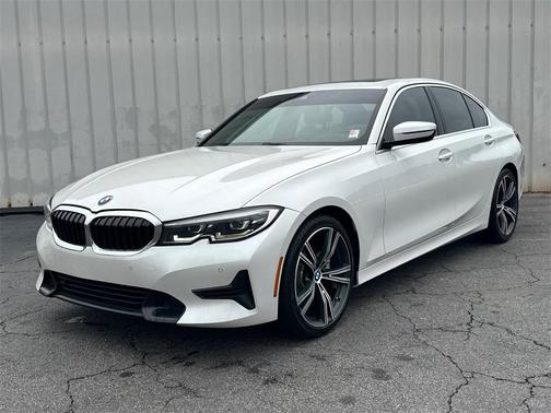 2020 BMW 330 i