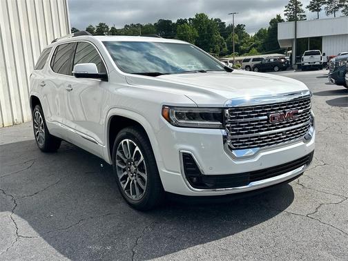 2022 GMC Acadia Denali