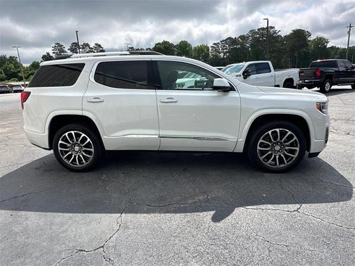 2022 GMC Acadia Denali
