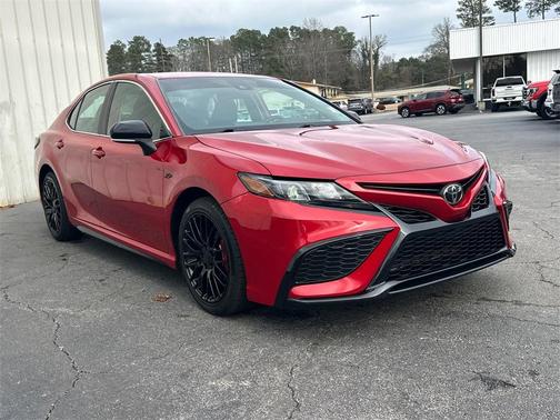 2022 Toyota Camry SE