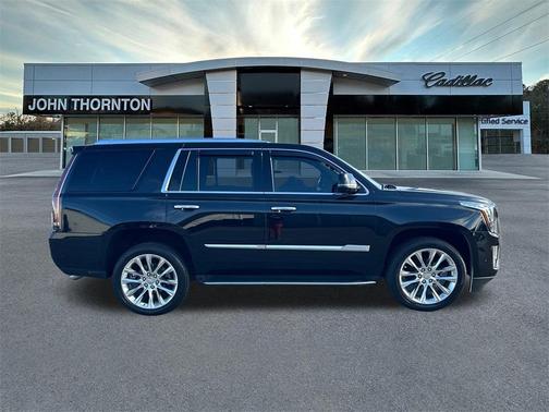 2019 Cadillac Escalade Luxury