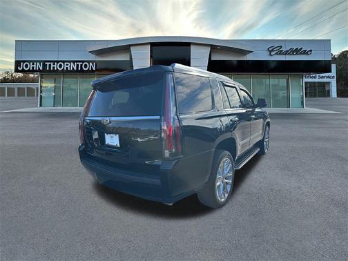 2019 Cadillac Escalade Luxury