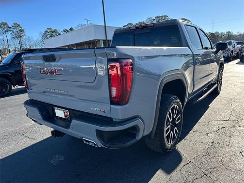 2025 GMC Sierra 1500 AT4