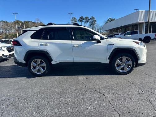 2021 Toyota RAV4 Hybrid XLE Premium