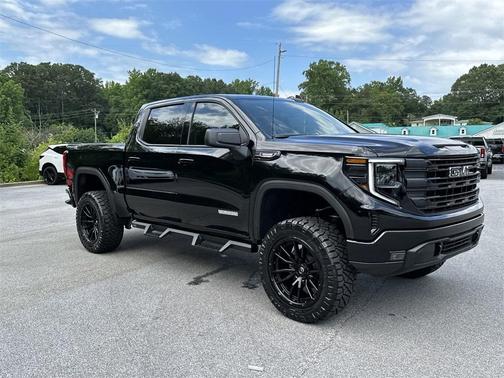 2023 GMC Sierra 1500 Elevation