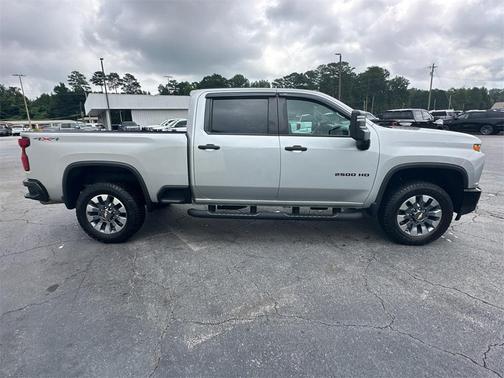 2023 Chevrolet Silverado 2500 Custom