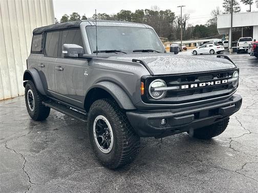2024 Ford Bronco Outer Banks