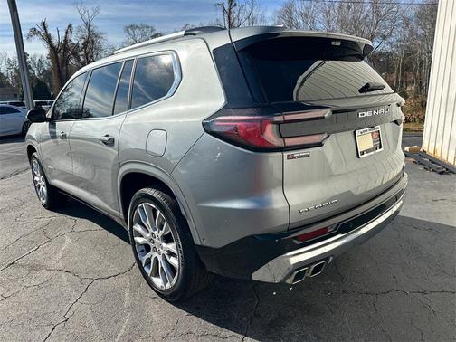 2025 GMC Acadia Denali