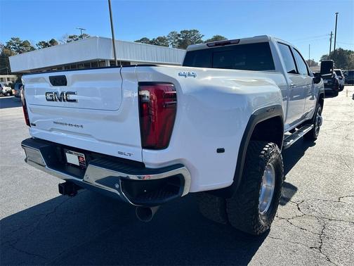 2024 GMC Sierra 3500 SLT