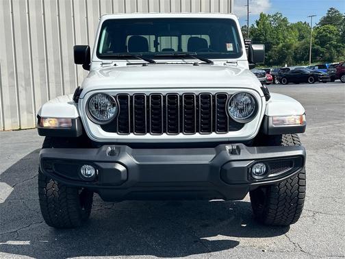 2025 Jeep Gladiator Sport