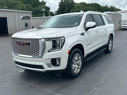 2022 GMC Yukon XL Denali