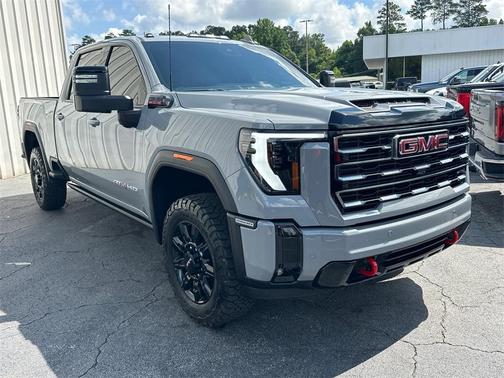 2025 GMC Sierra 2500 AT4