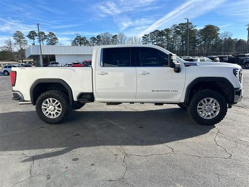 2024 GMC Sierra 2500 SLE