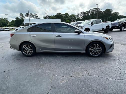 2022 Kia Forte GT-Line