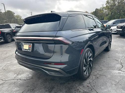 2024 Lincoln Nautilus Reserve