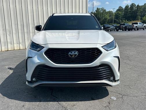 2024 Toyota Highlander XSE
