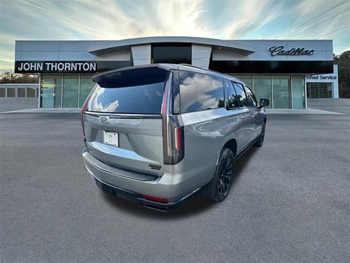 2023 Cadillac Escalade ESV Sport Platinum
