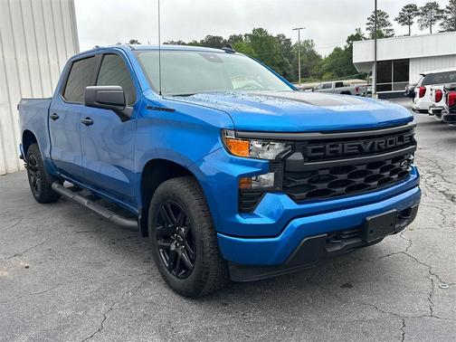 2024 Chevrolet Silverado 1500 Custom