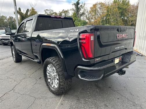 2024 GMC Sierra 2500 Denali