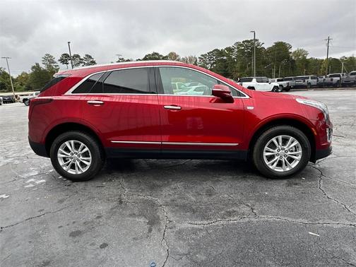 2025 Cadillac XT5 Luxury