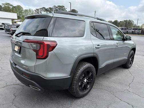 2023 GMC Acadia AT4