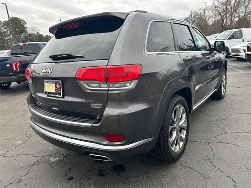 2021 Jeep Grand Cherokee Summit