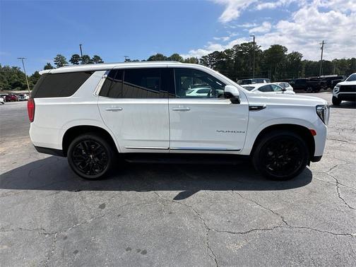 2022 GMC Yukon SLT
