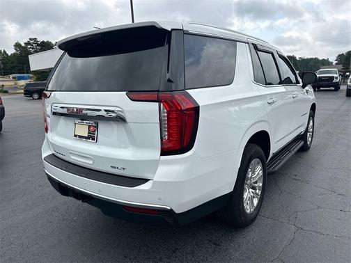 2024 GMC Yukon SLT