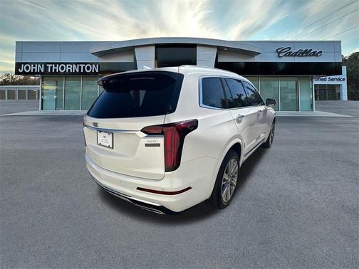 2024 Cadillac XT6 Premium Luxury FWD