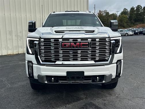 2024 GMC Sierra 2500 Denali