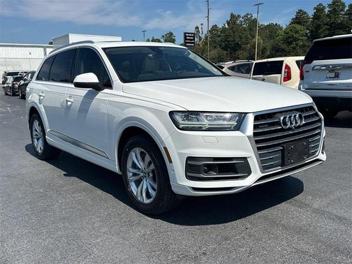 2019 Audi Q7 55 Premium Plus
