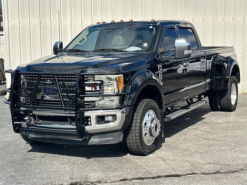 2017 Ford F-450 Lariat