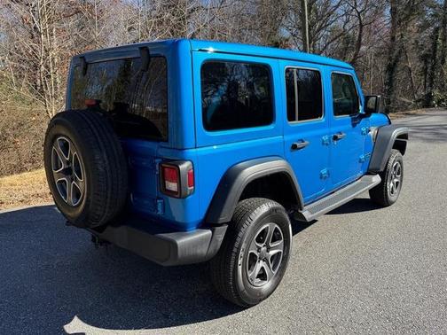 2022 Jeep Wrangler Unlimited Sport