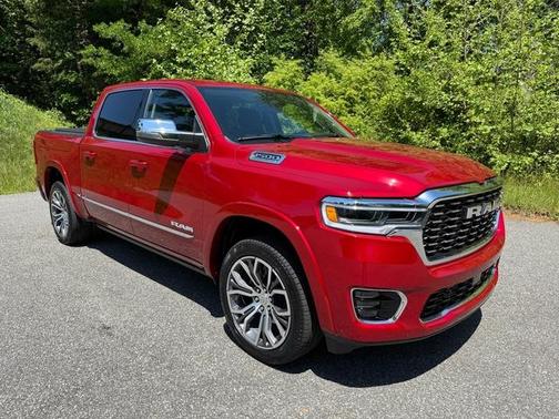 Molten Red Pearlcoat 2026 RAM 1500 Tungsten