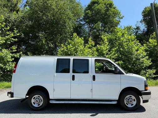2024 GMC Savana 2500 Work Van