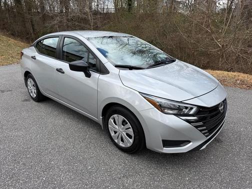 2025 Nissan Versa S