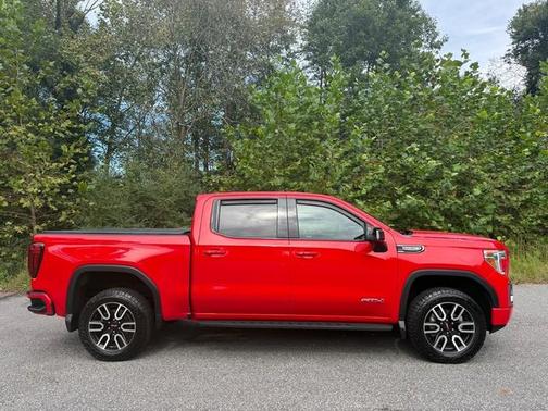 2022 GMC Sierra 1500 Limited AT4