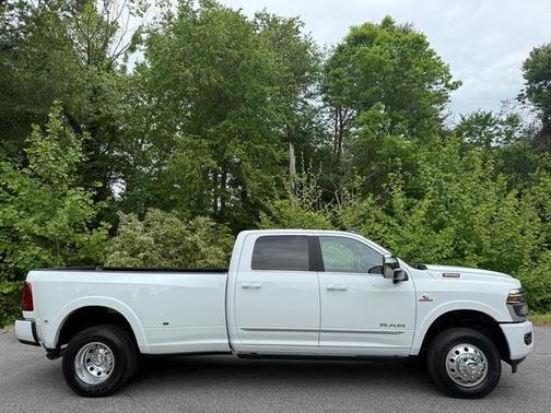 2025 RAM 3500 Limited