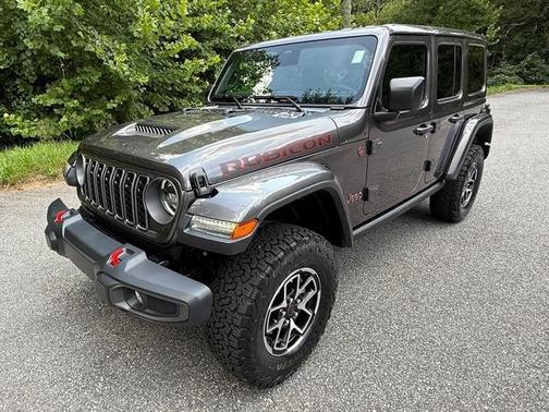 Granite Crystal Clearcoat Metallic 2026 Jeep Wrangler Rubicon