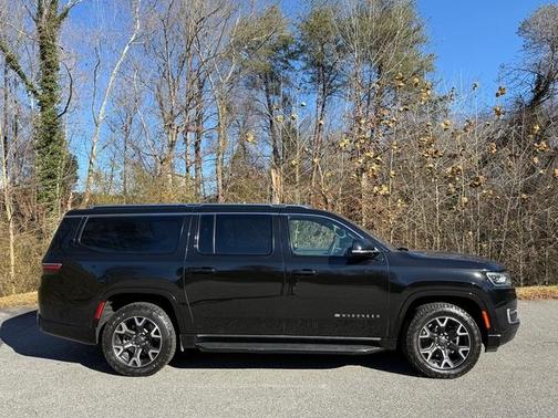 2023 Jeep Wagoneer L Series III