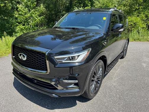 Mineral Black 2024 INFINITI QX80 SENSORY