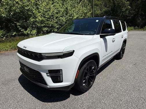 Bright White Clearcoat 2026 Jeep Grand Wagoneer Summit