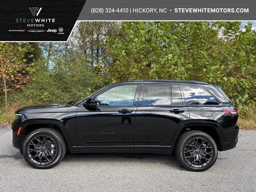 Diamond Black 2025 Jeep Grand Cherokee Summit