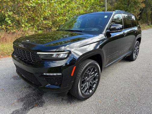 2025 Jeep Grand Cherokee Summit