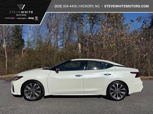 2023 Nissan Maxima Platinum